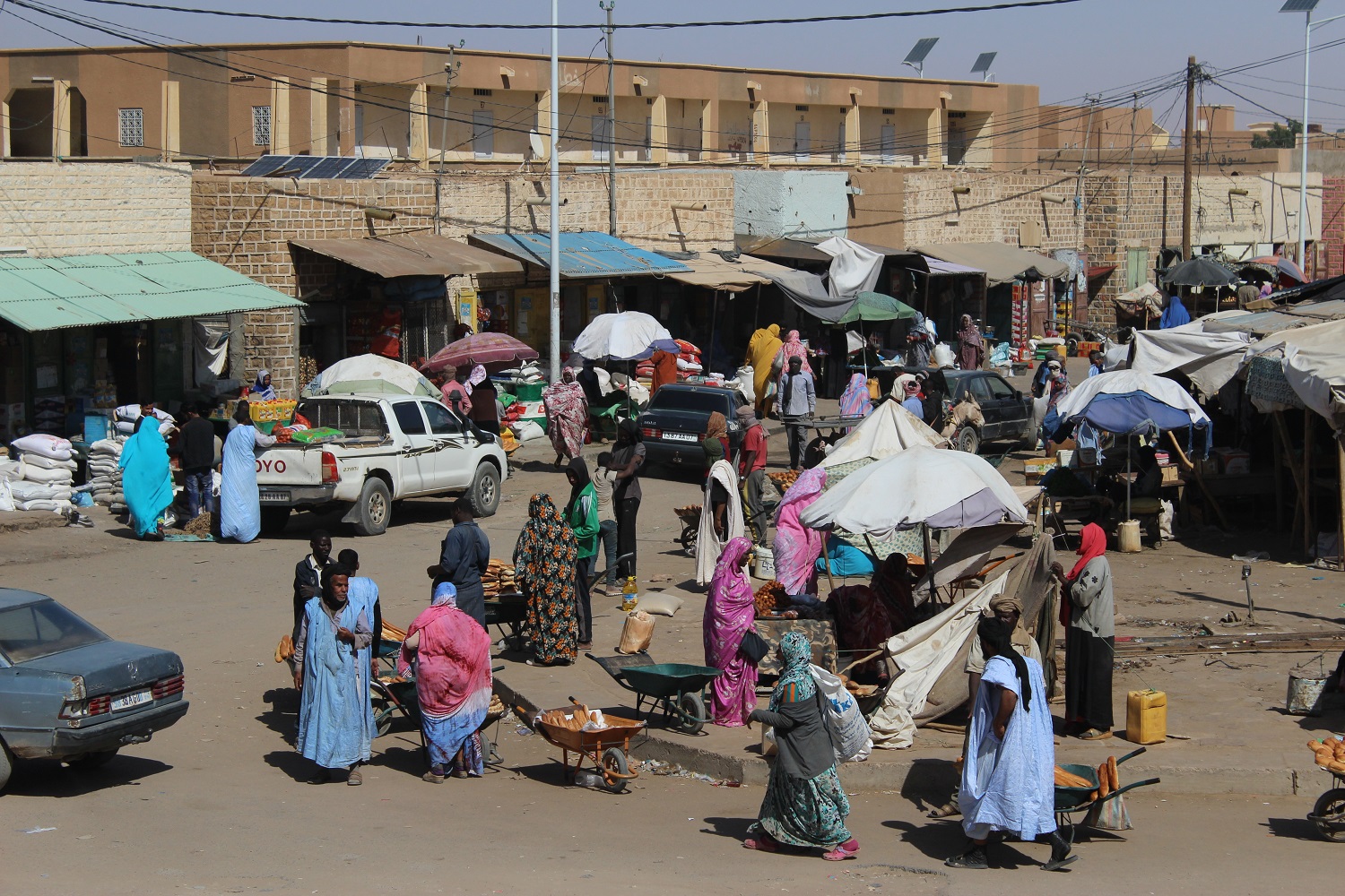 Mauritanie-Entrée du marché d'Atar
